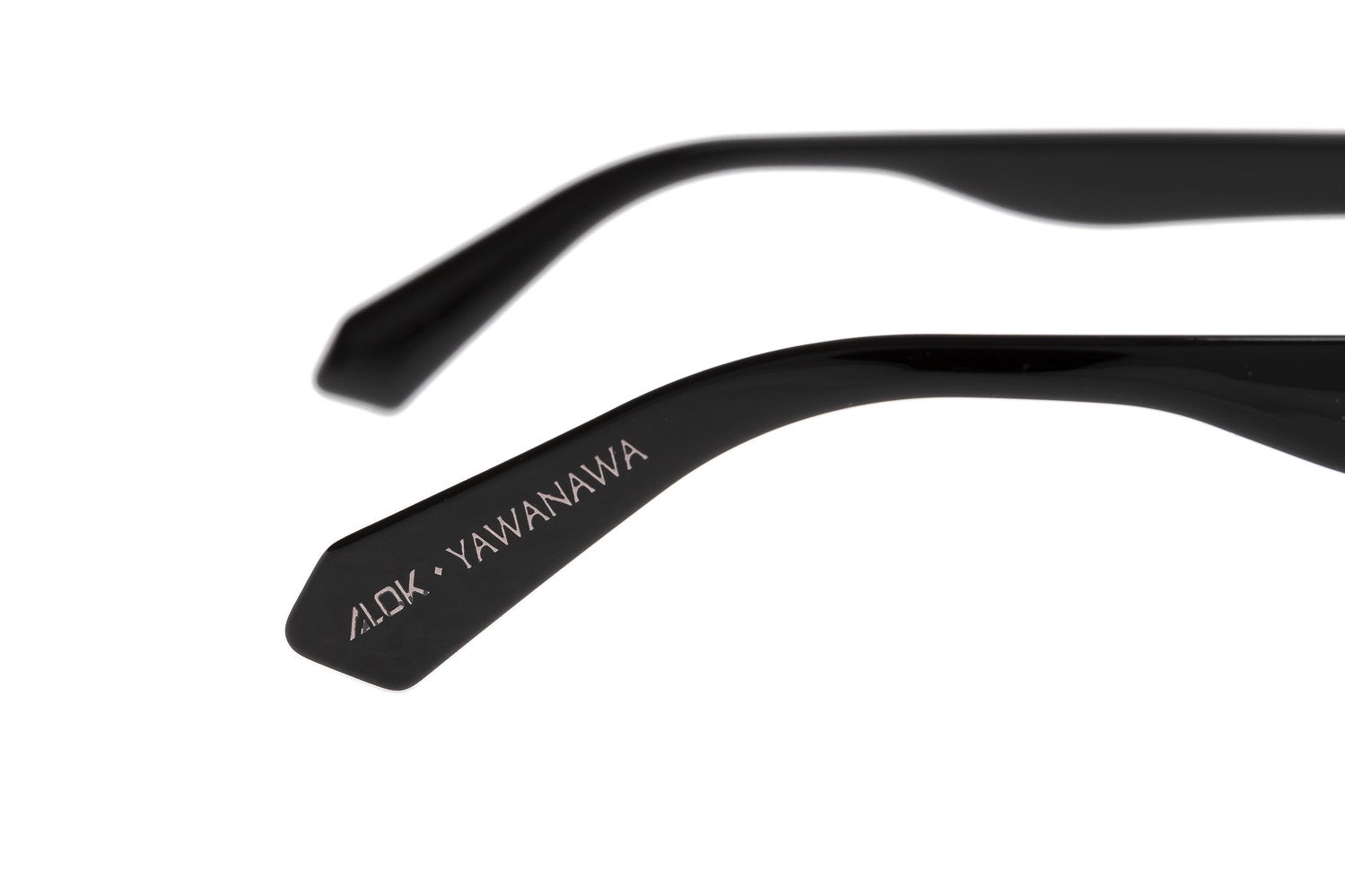 OCULOS UNISSEX YAWANAWA PRETO REDONDO OCCL4437